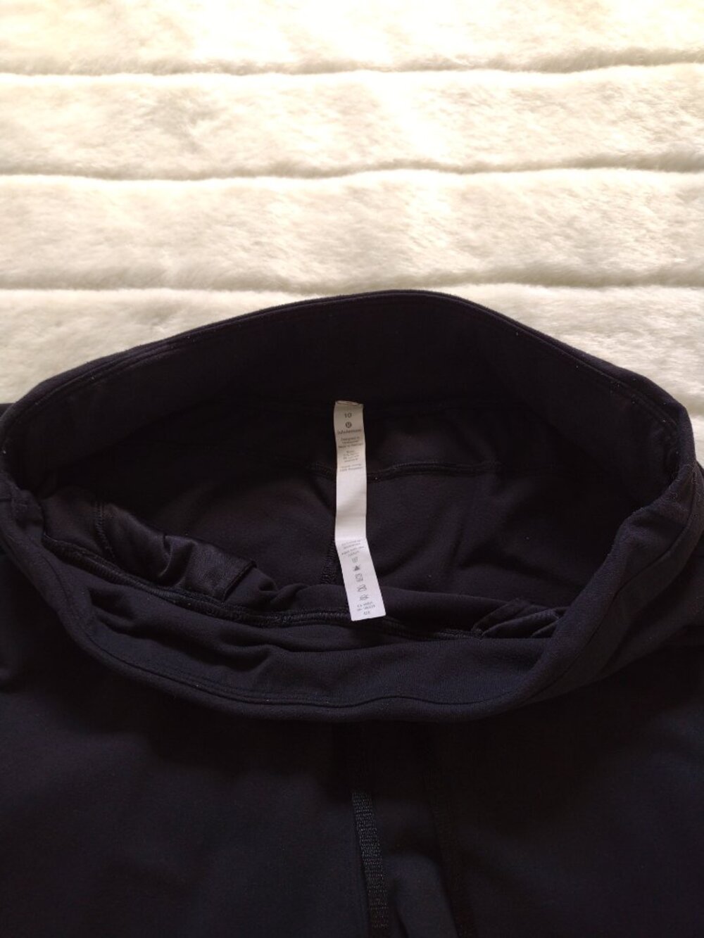 Lululemon Women's Sweat Pants Black Size 10 Nylon Lycra - Picture 4 of 5